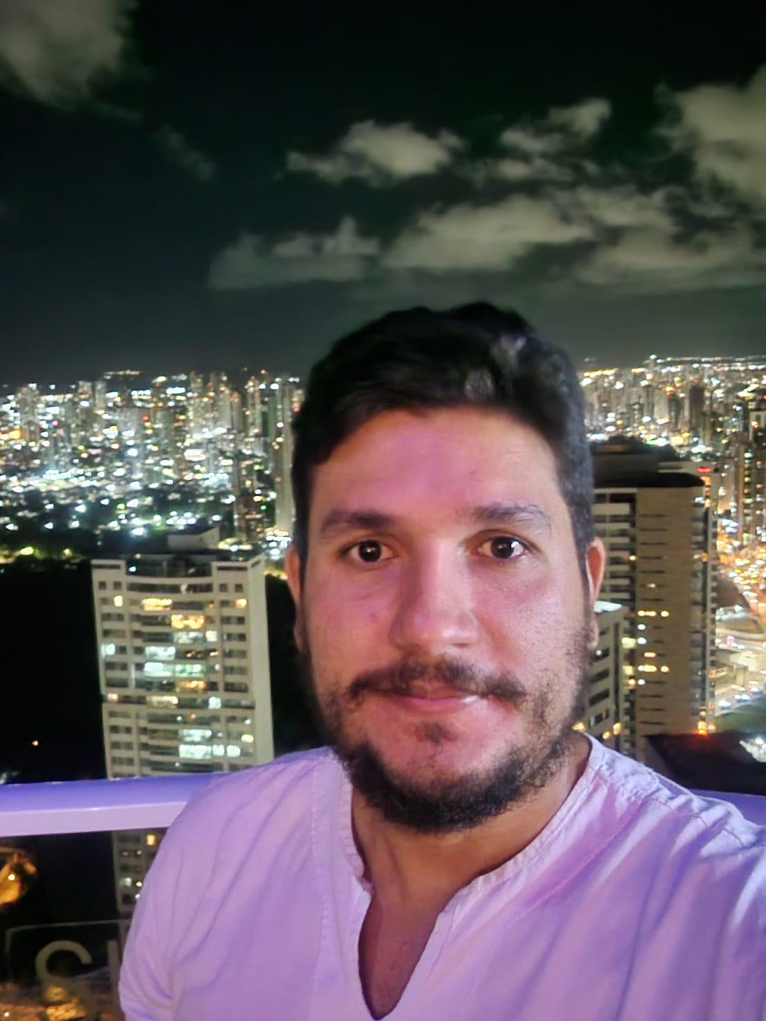 Dr. Gabriel Queiroz Garcia